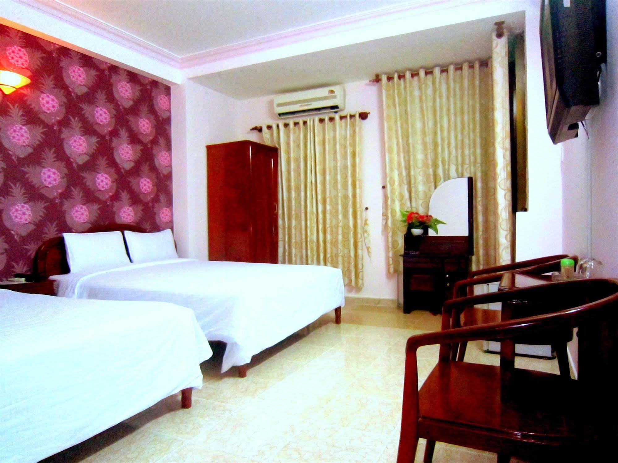 Thuy Tien Hotel โฮจิมินห์ซิตี้ ภายนอก รูปภาพ