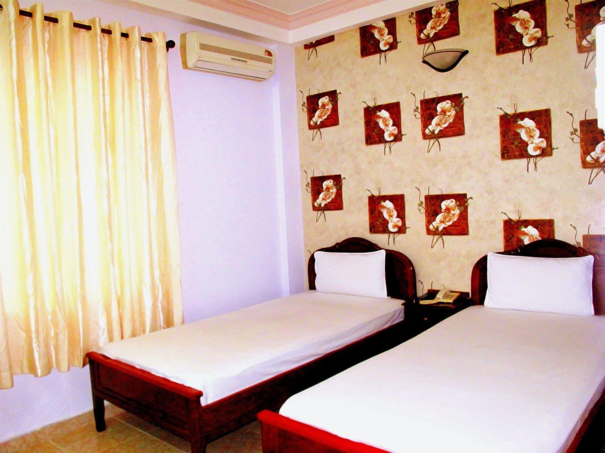 Thuy Tien Hotel โฮจิมินห์ซิตี้ ภายนอก รูปภาพ